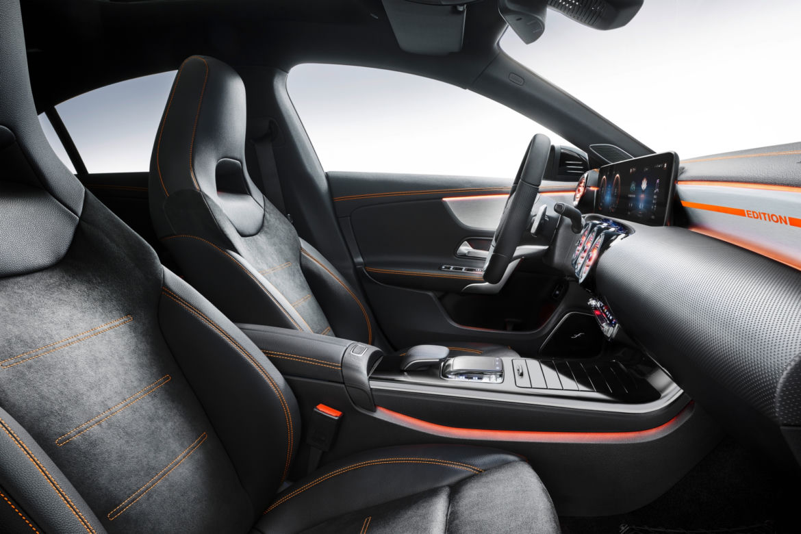 Mercedes-Benz CLA Coupe Edition Orange Art AMG Line