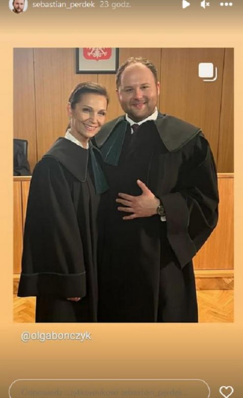 Barwy szczęścia na planie. Klemens (Sebastian Perdek), Sylwia Paszkowska (Olga Bończyk)