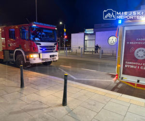 Groźny wypadek w warszawskim metrze. Mężczyzna upadł na torowisko