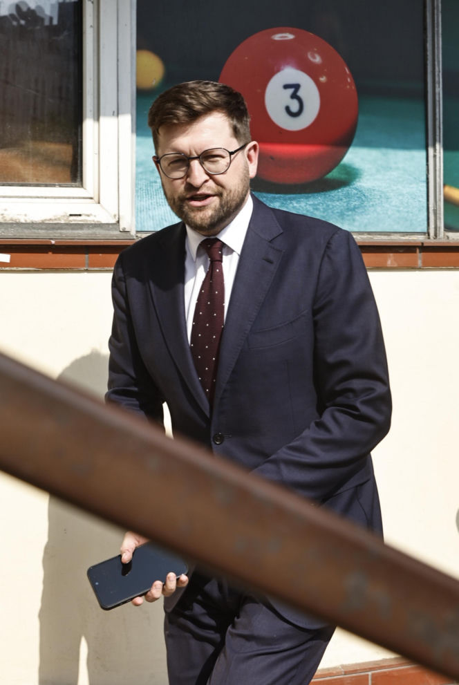 Pilne posiedzenie PiS na Nowogrodzkiej