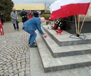 Grudziądz - Odsłoniętą pamiątkową tablicę 