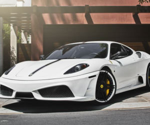 Floyd Mayweather sprzedaje swoje Ferrari