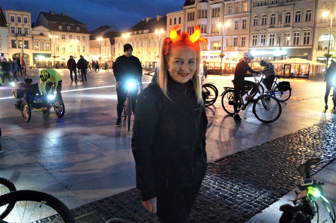 Halloweenowy przejazd Bydgoskiej Masy Krytycznej [ZDJĘCIA]