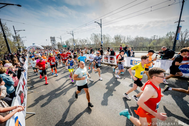 Warszawa biegnie po rekord!