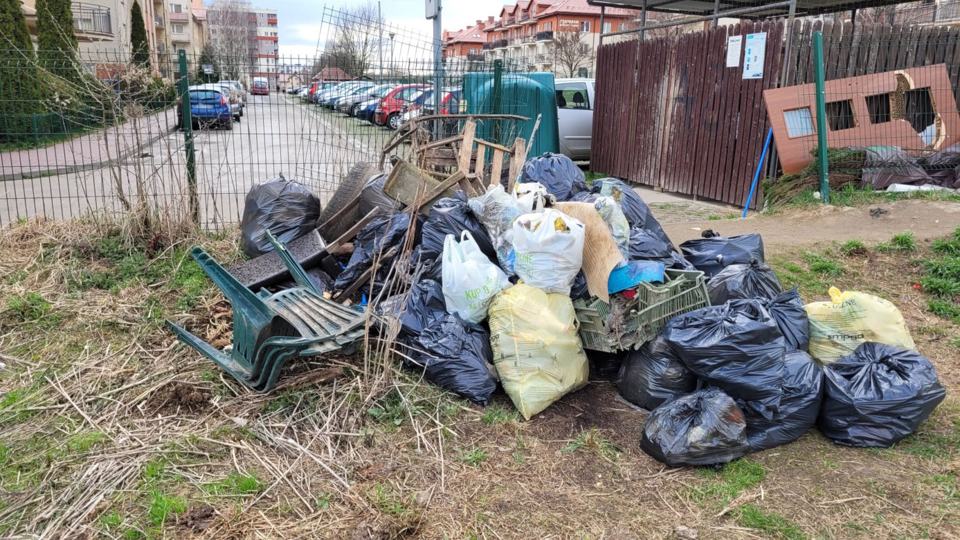 Mieszkańcy wzięli sprawy w swoje ręce i posprzątali Górkę Narodową. Pomogło im MPO