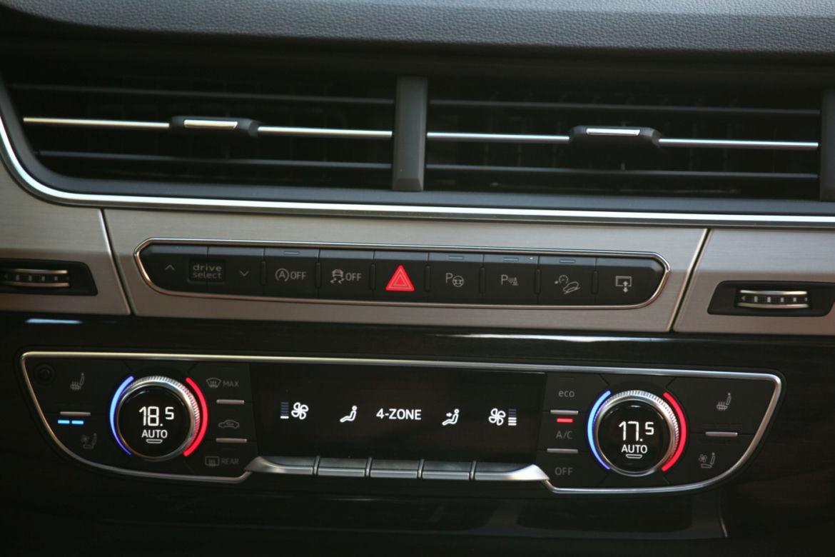 wnętrze Audi Q7 druga generacja