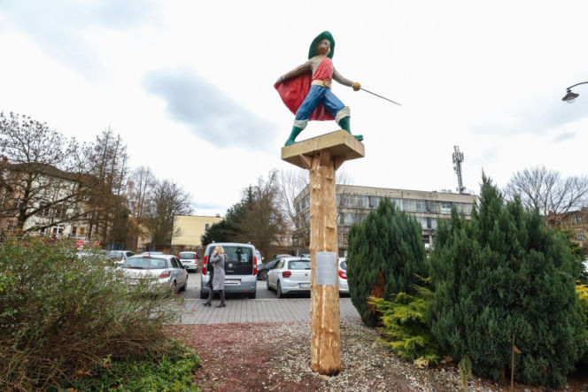 Nowe postacie na baśniowym szlaku w Pszczynie