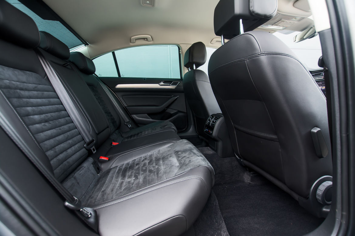 Volkswagen Passat R-Line 2.0 TSI 280 KM 4Motion DSG