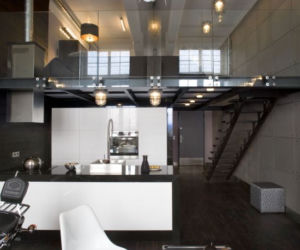 loft czarny.jpg