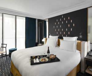 Wnętrze hotelu we Francji