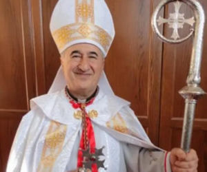 Biskup ukradł milion z tacy i wydał w domu publicznym