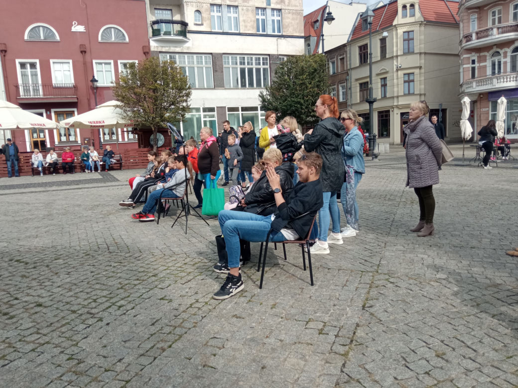 Teatr Uliczny "Nie daj się wciągnąć" w Grudziądzu