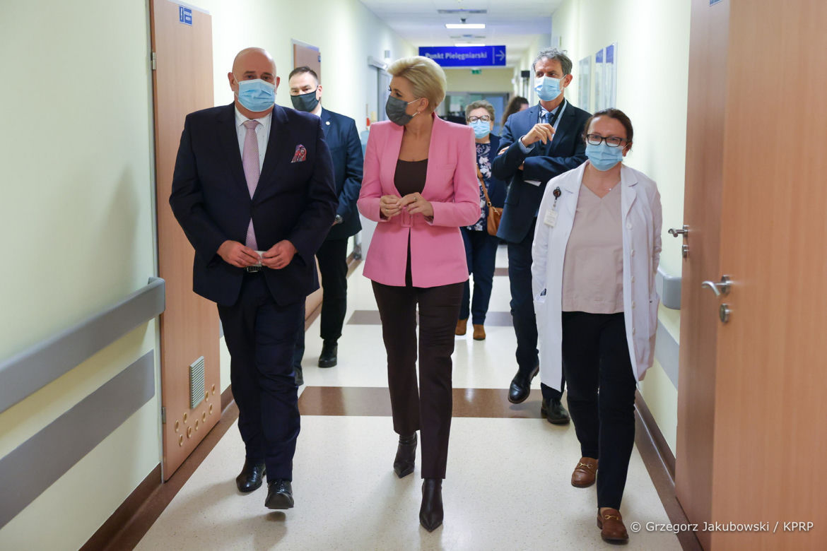Agata Duda odwiedziła chore dzieci