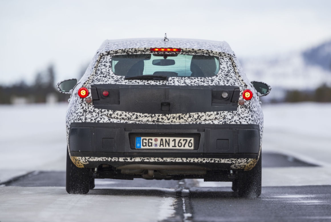 2015 nowy Opel Astra