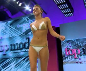 ZUMBA - aerobik i taniec dla modelek. ZOBACZ która uczestniczka TOP MODEL 2 uprawia Zumbę