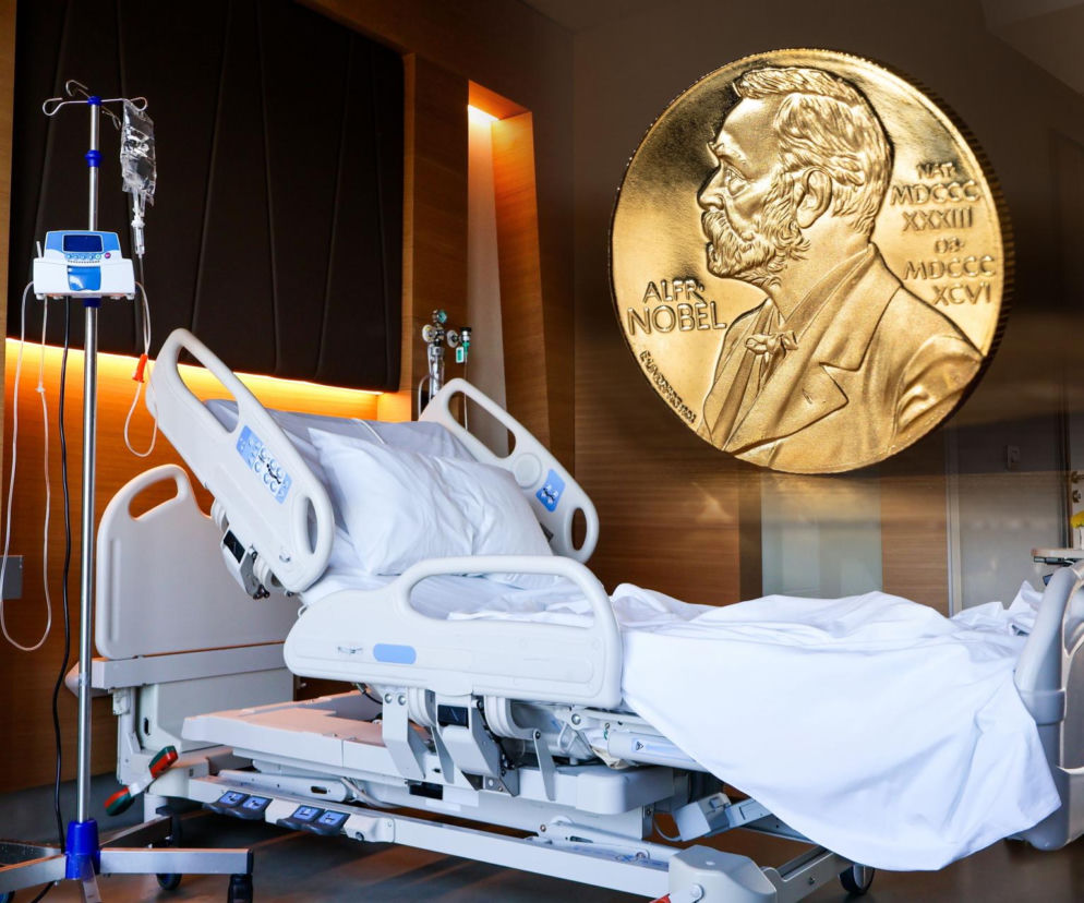 Puste łóżko szpitalne z kroplówką. Obok złoty medal Nagrody Nobla. O faworytach w dziedzinie medycyny pisze SE Superbiz.