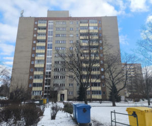 Prywatna firma przejęła osiedle w Warszawie. Teraz chce od mieszkańców milionów. „To nie my zawiniliśmy!”