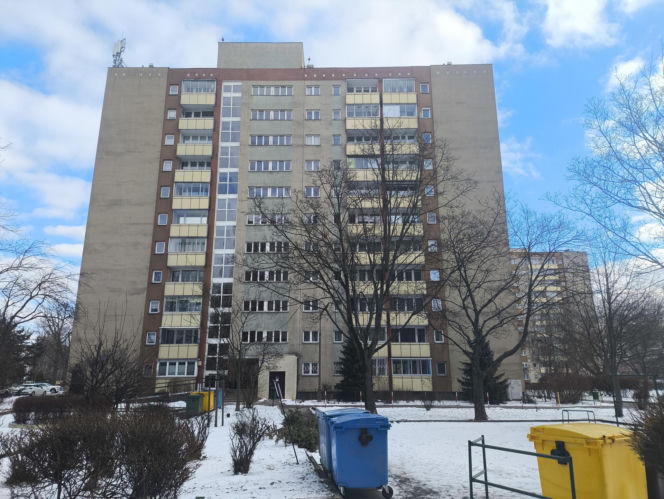 Prywatna firma przejęła osiedle w Warszawie. Teraz chce od mieszkańców milionów. „To nie my zawiniliśmy!”