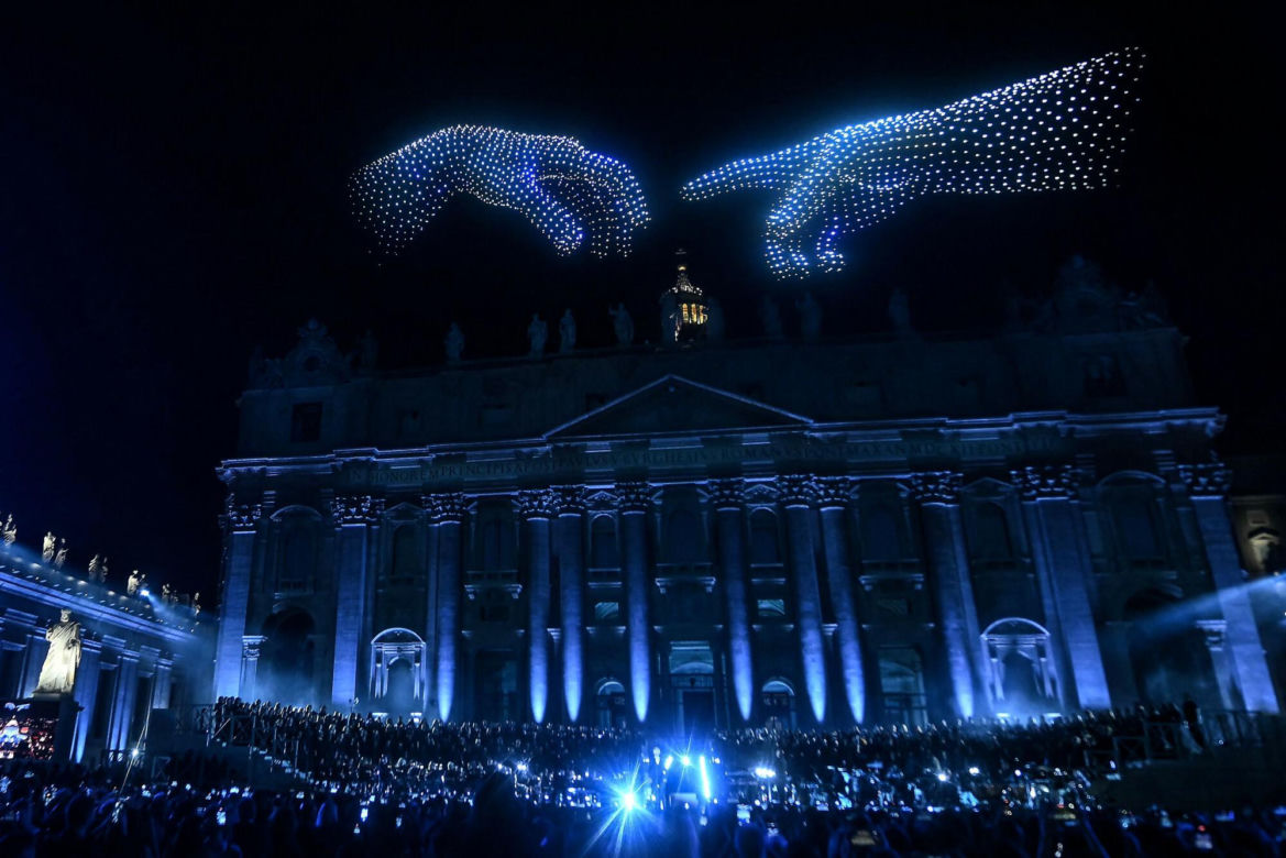 Koncert na Placu Św. Piotra w Watykanie "Grace for the World""