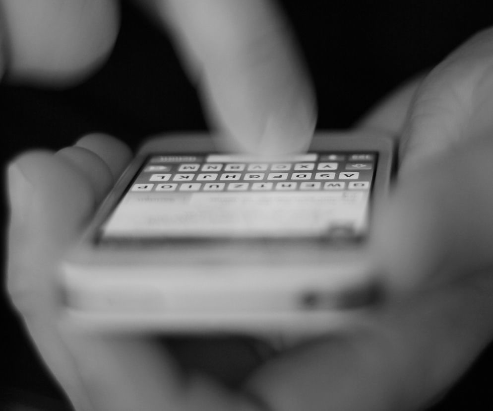 Dostałeś takiego SMS-a? To oszustwo! 34-latka z Lubelszczyzny straciła 6 tys. zł!