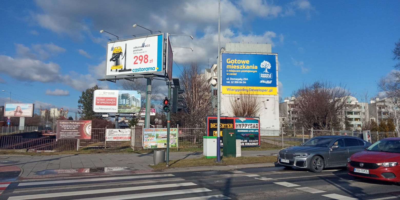Jest pomysł na walkę ze szpetnymi szyldami. Pomysł przywędrował z Gdańska!