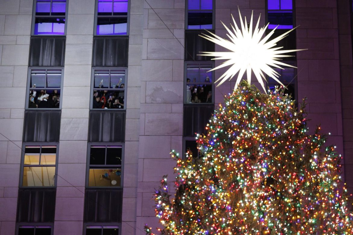 Choinka w nowojorskim Rockefeller Center została rozświetlona