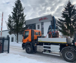 Olsztyn: Słynna rzeźba zniknęła sprzed dawnego hotelu. Co się z nią stało? [ZDJĘCIA]