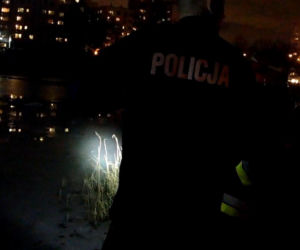 Akcja ratunkowa dwóch 15-latków na pękającym lodzie