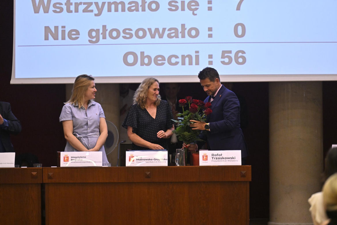 Trzaskowski z wotum zaufania za rządy w 2023 r. 