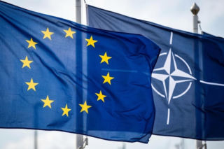 Czy Bruksela chce alternatywy wobec NATO czy jego uzupełnienia?