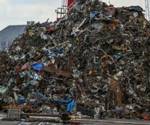 Potężny pożar statku w porcie w Gdańsku! Ogień zajął ładownię, na miejscu około 100 strażaków