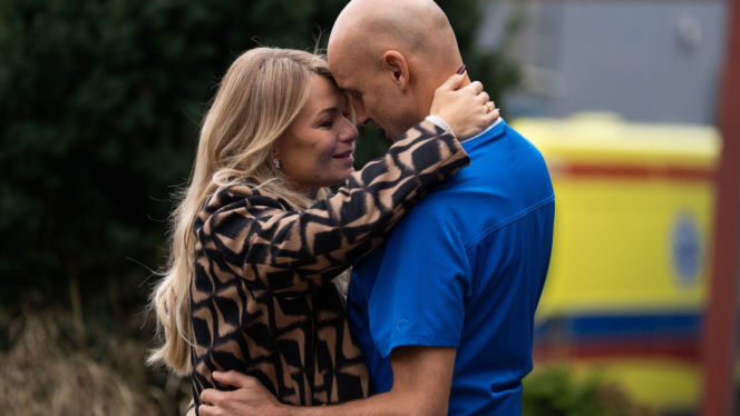 Na dobre i na złe odc. 986. Agata (Emilia Komarnicka), Rafał Konica (Robert Koszucki)