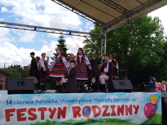 Festyn Rodzinny młodzieży z KSM w Siedlcach 2026 przyciągnął tłumy