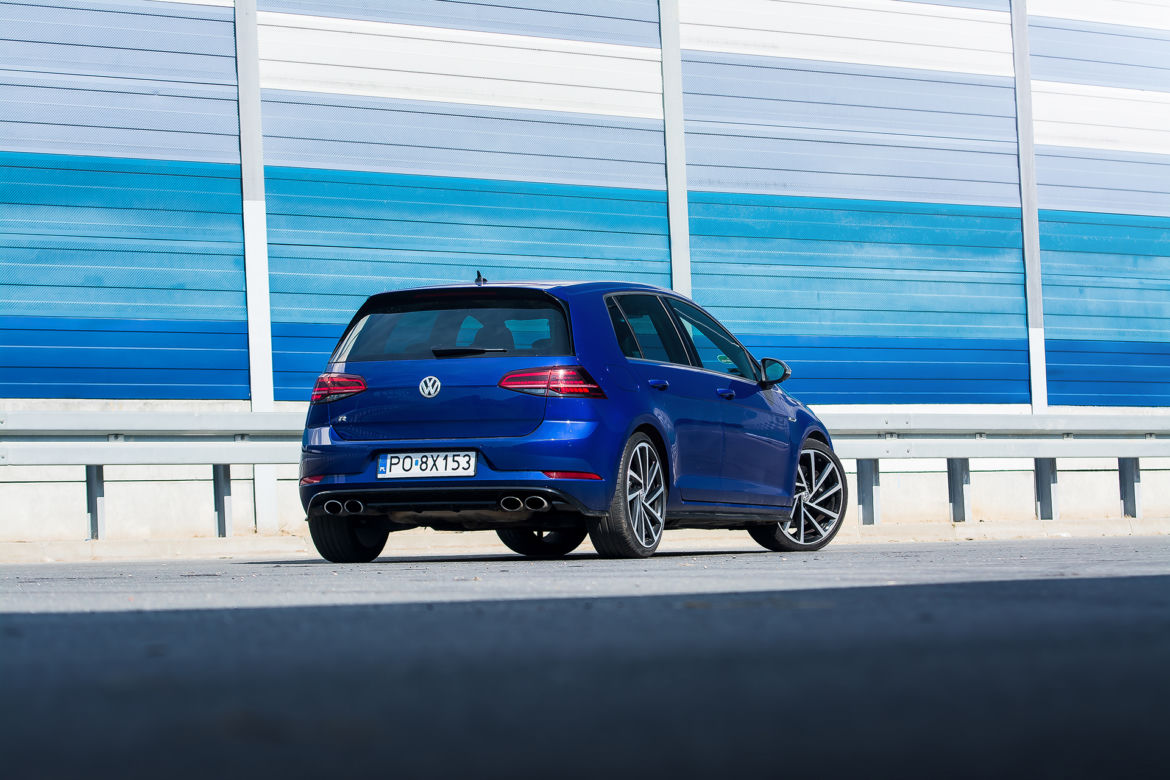 Volkswagen Golf R FL 2.0 TSI 310 KM DSG7 4Motion