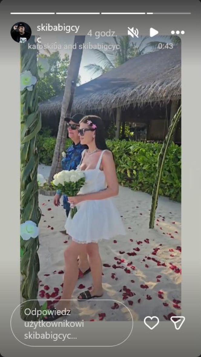 Skiba powiedział TAK na Malediwach! Ślub na plaży i noc poślubna jak z bajki