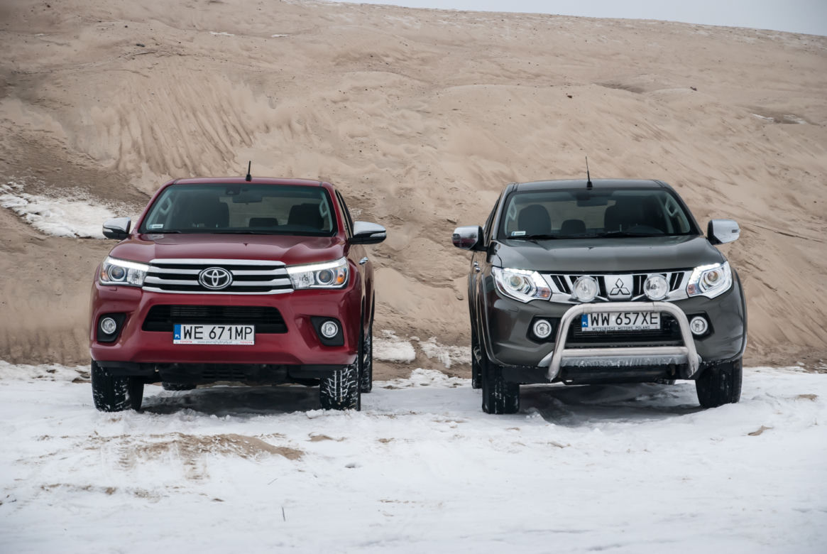Toyota Hilux SR5 2.4 D-4D Mitsubishi L200 2.4 DID Instyle