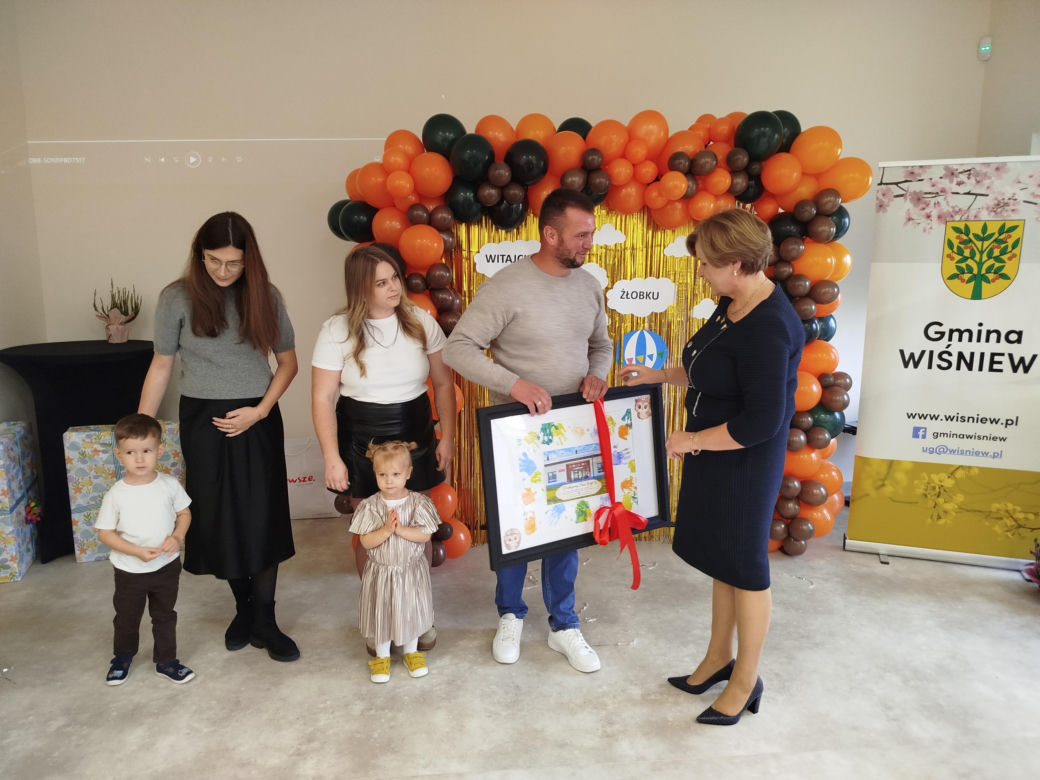 Otwarcie pierwszego publicznego Żłobka Gminnego w Wiśniewie. Z placówki korzysta ok. 30 dzieci