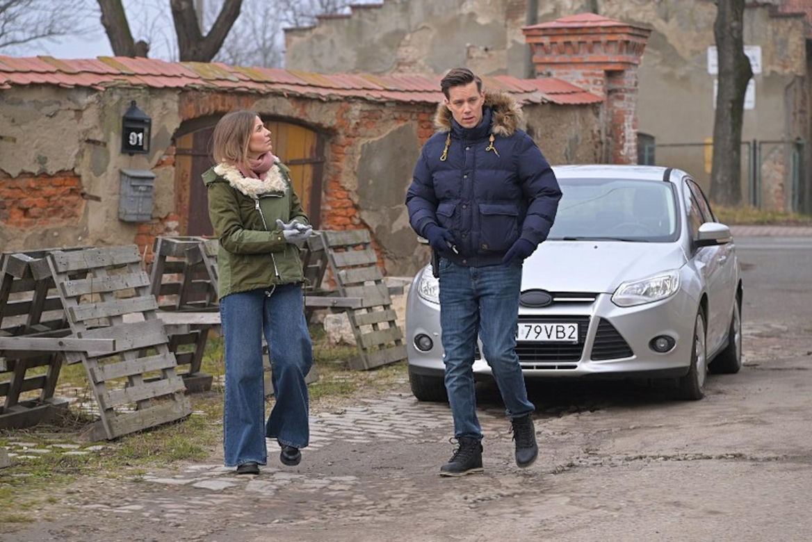 Pierwsza miłość, odcinek 3990. Marta (Honorata Witańska), Piotrek (Michał Mikołajczak)