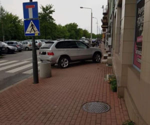 Mistrzowie Parkowania ze Starachowic i okolic. Musicie to zobaczyć