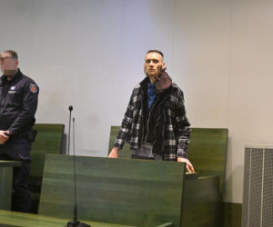 Skazany za zabójstwo matki znów walczy o wolność. Jeden z jego wniosków ma 72 strony