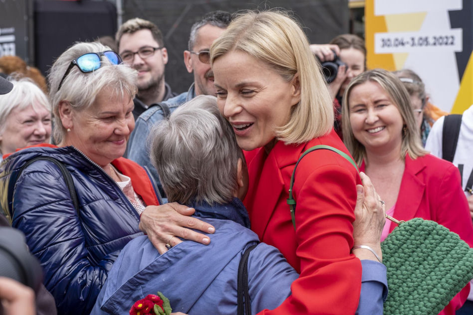 Małgorzata Foremniak jako trup w serialu "Krew"