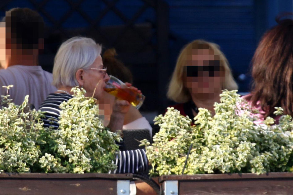 Bożena Dykiel na rybce w Gdyni