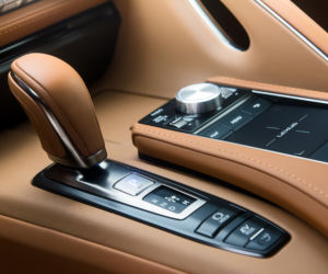 Lexus LC500h 3.5 V6 359 KM Superturismo
