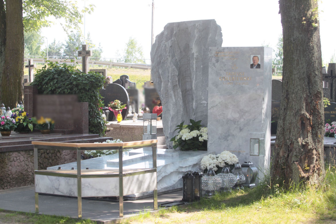 Pierwsza rocznica śmierci magnata hotelowego.  Gdzie jest pochowany Tadeusz Gołębiewski?