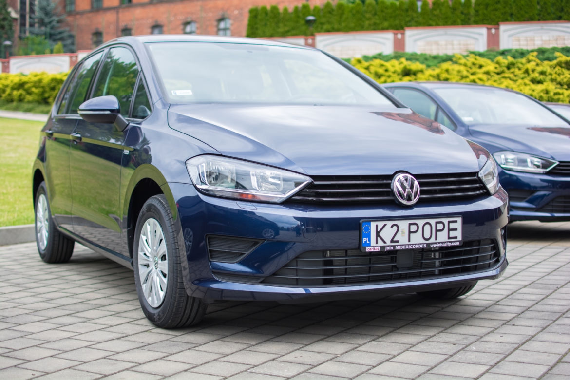 Papieski Volkswagen Golf Sportsvan