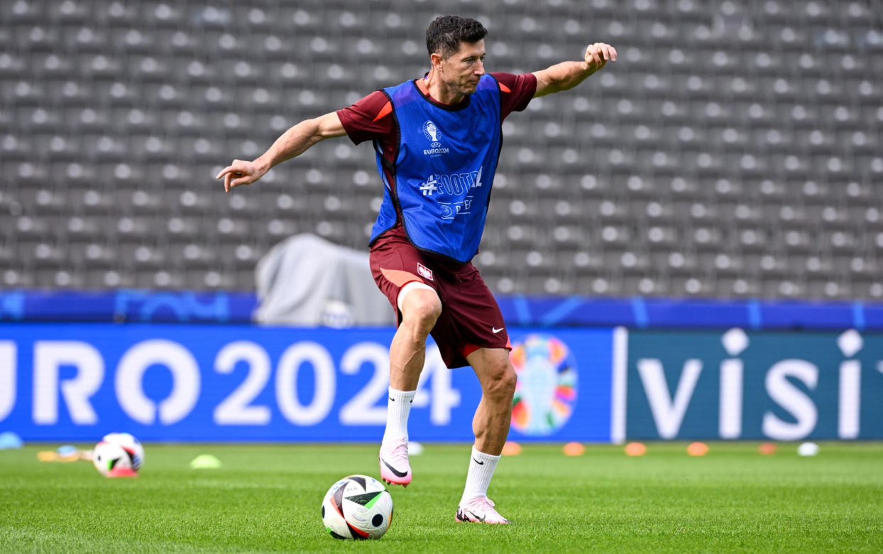 Robert Lewandowski na ostatnim treningu przed meczem z Austrią