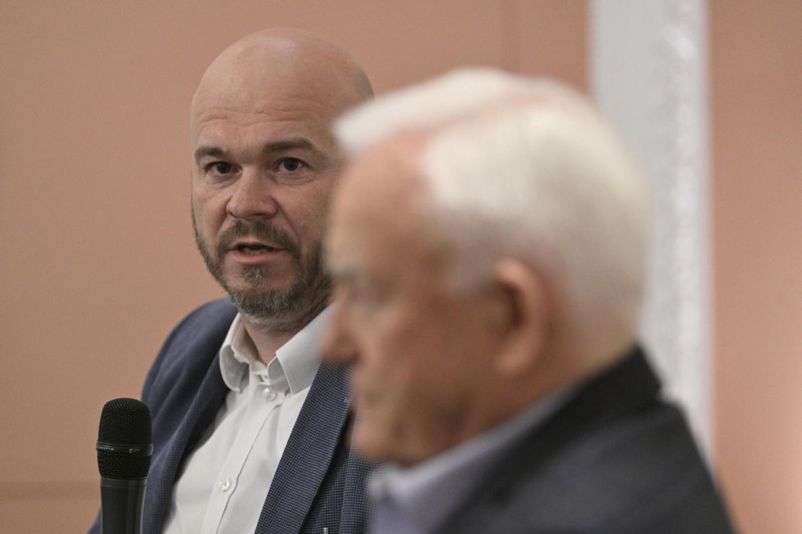 Spotkanie autorskie dotyczące książki "Alfabet Millera"