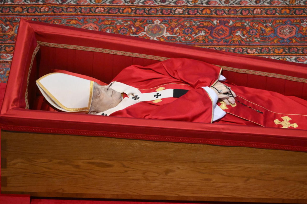 Trumna Papieża.