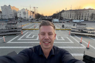 Majątek Petera Magyara. Nieruchomości, akcje i oszczędności w euro