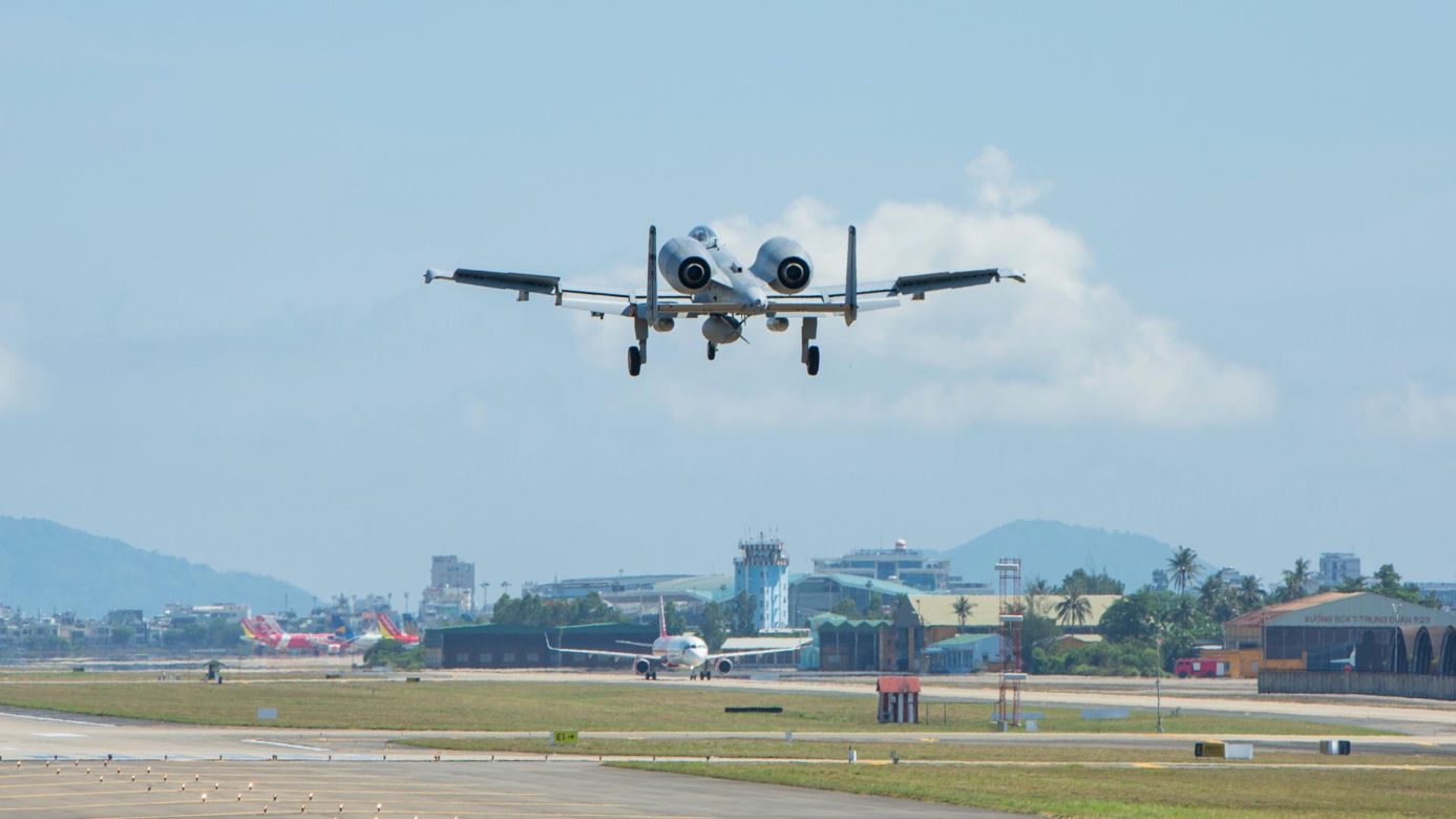A-10 Thunderbolt II